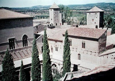Ansicht des Klosters Santa Maria de Poblet, gegründet 1149 und restauriert 1940 von Spanish School